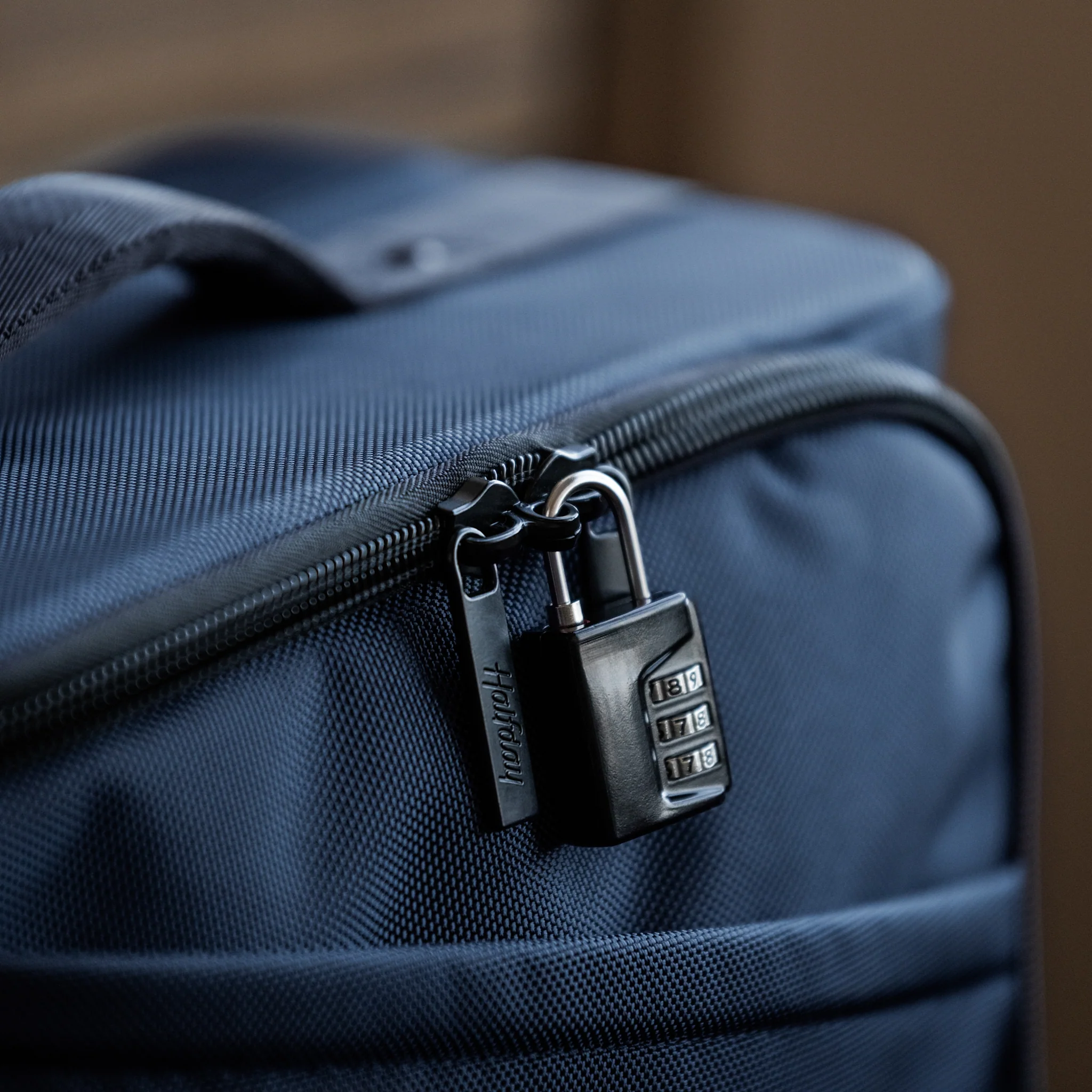 Carry-On Garment Roller - Image 23