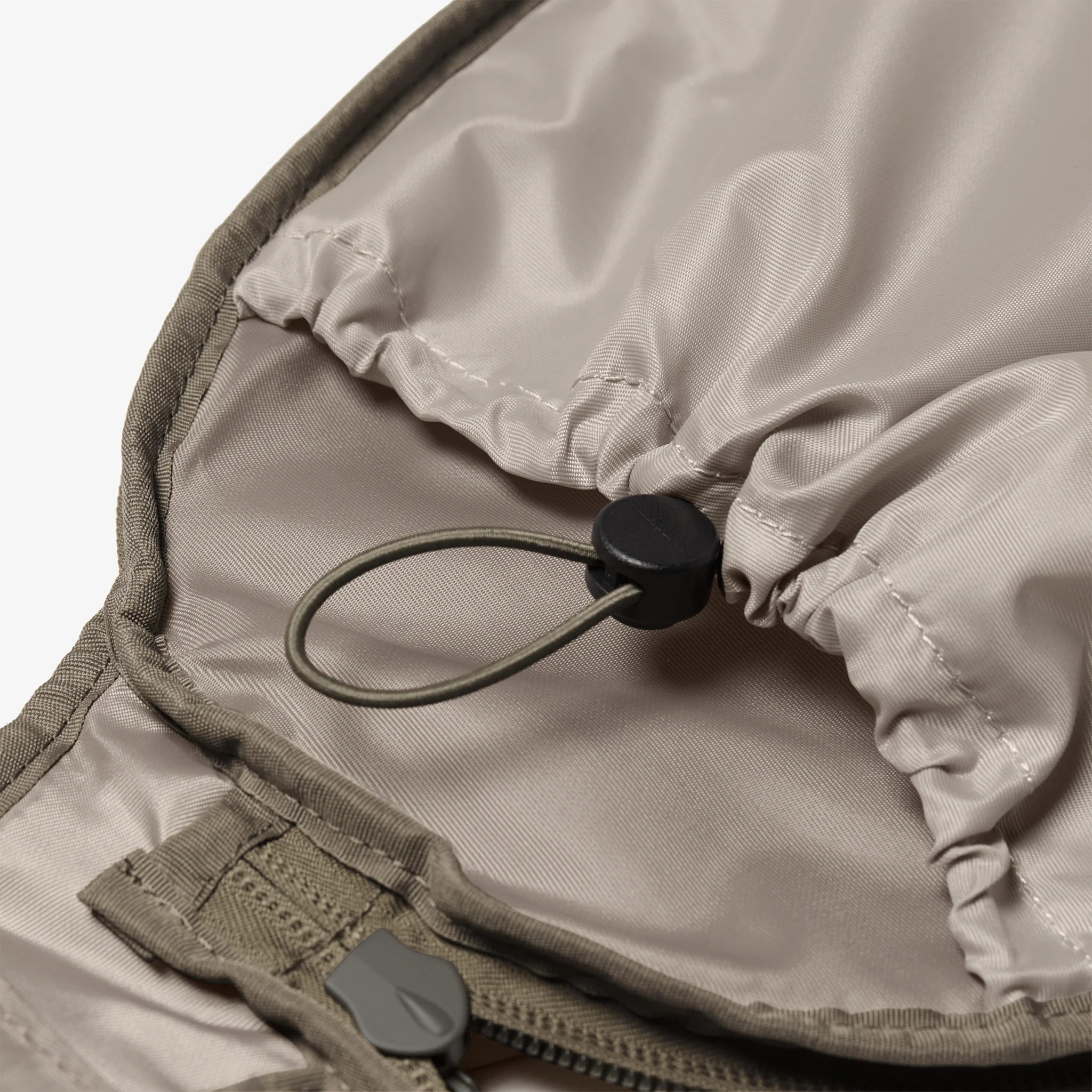 The Premium Garment Duffel 45L - Image 137