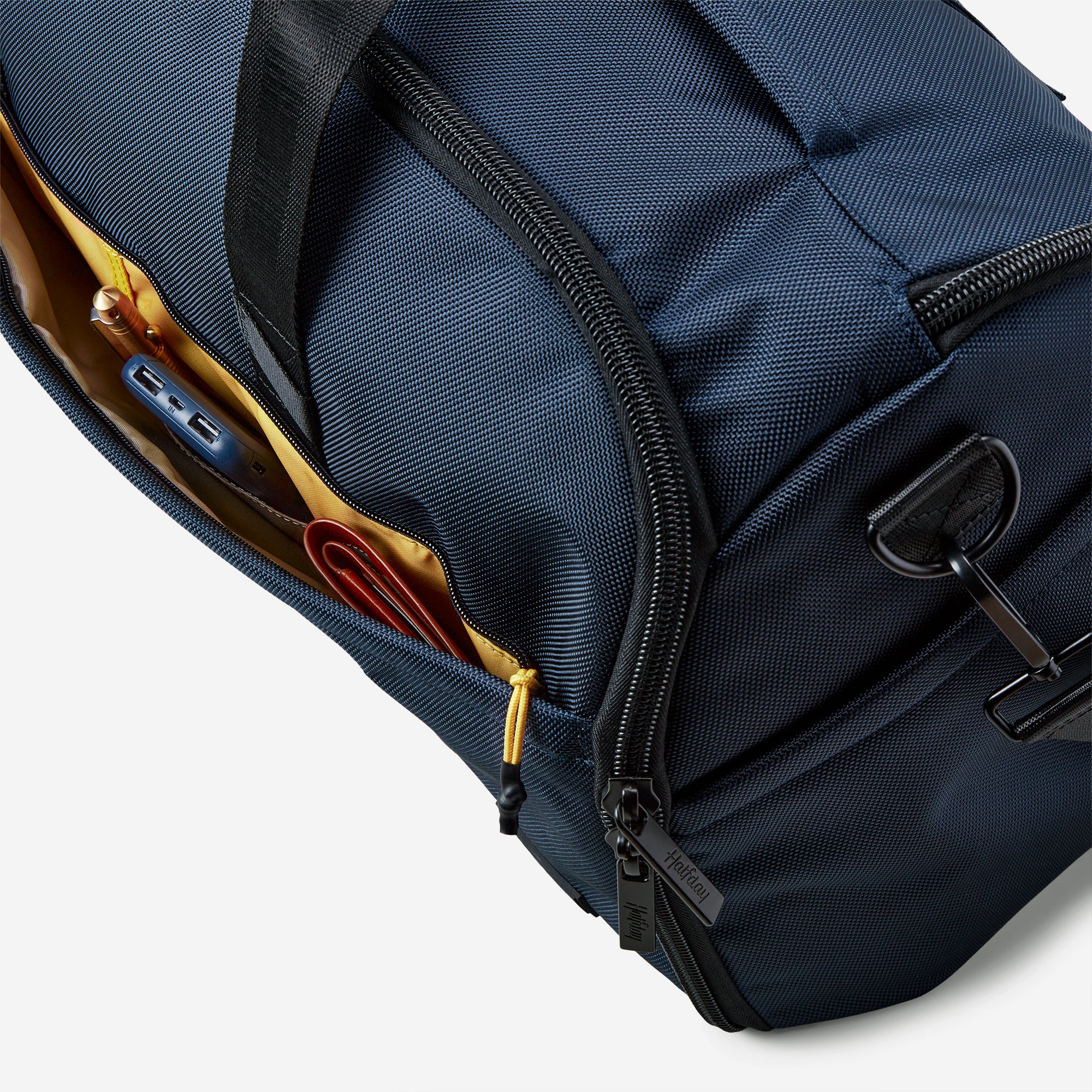 The Premium Garment Duffel 45L - Image 16