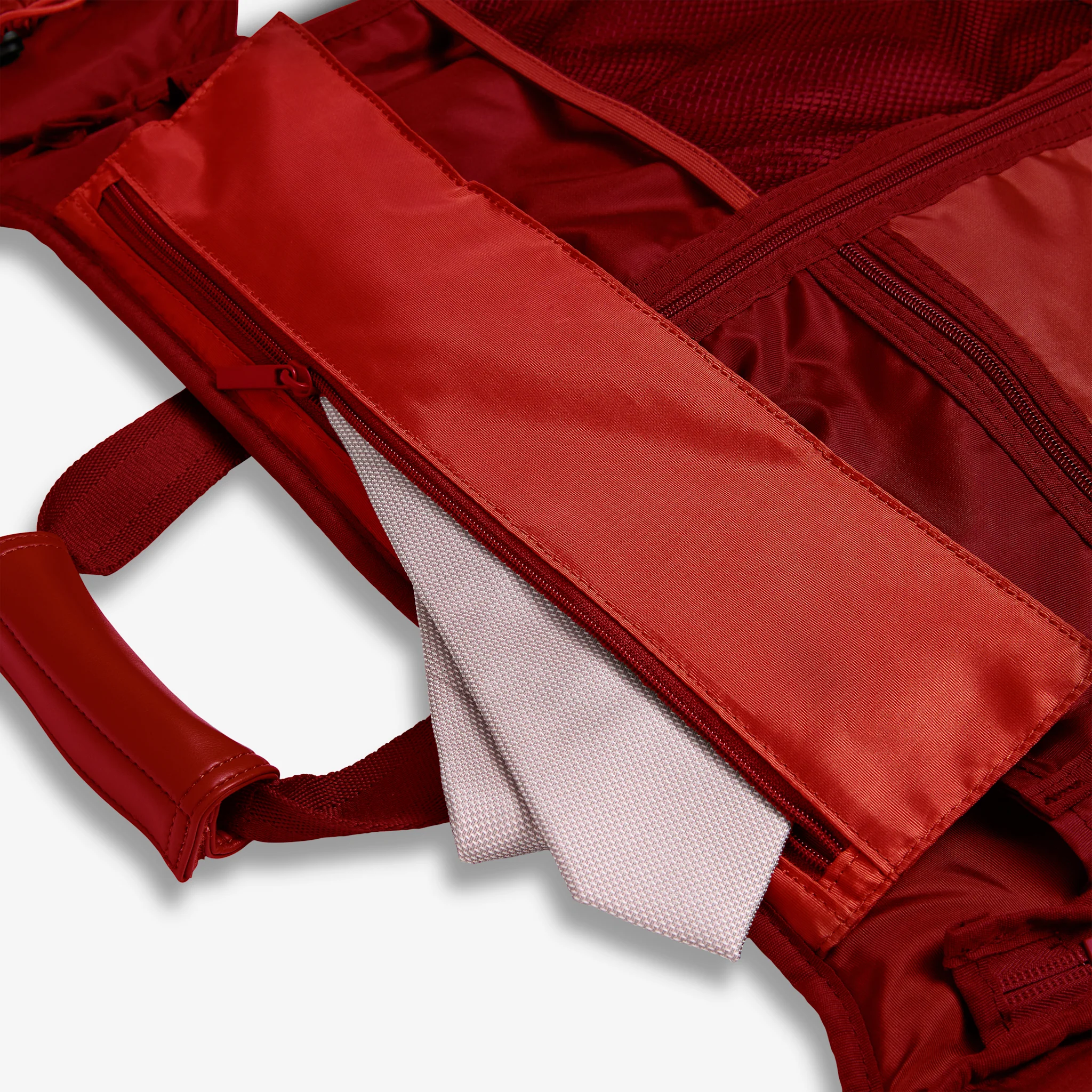 The Premium Garment Duffel 45L - Image 184