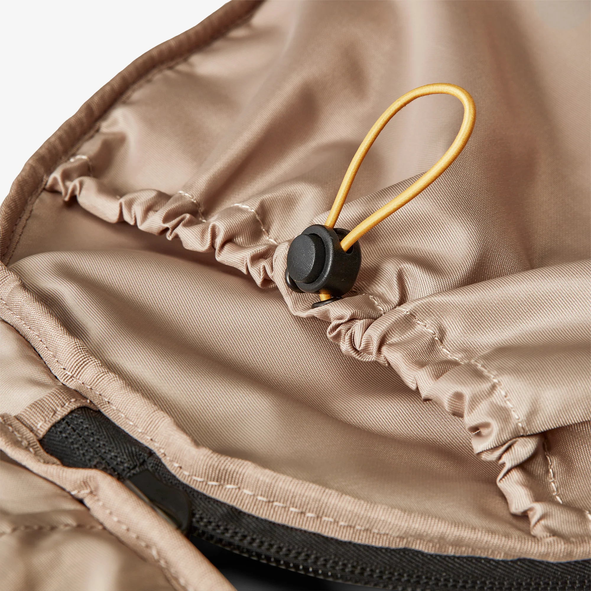 The Premium Garment Duffel 45L - Image 42