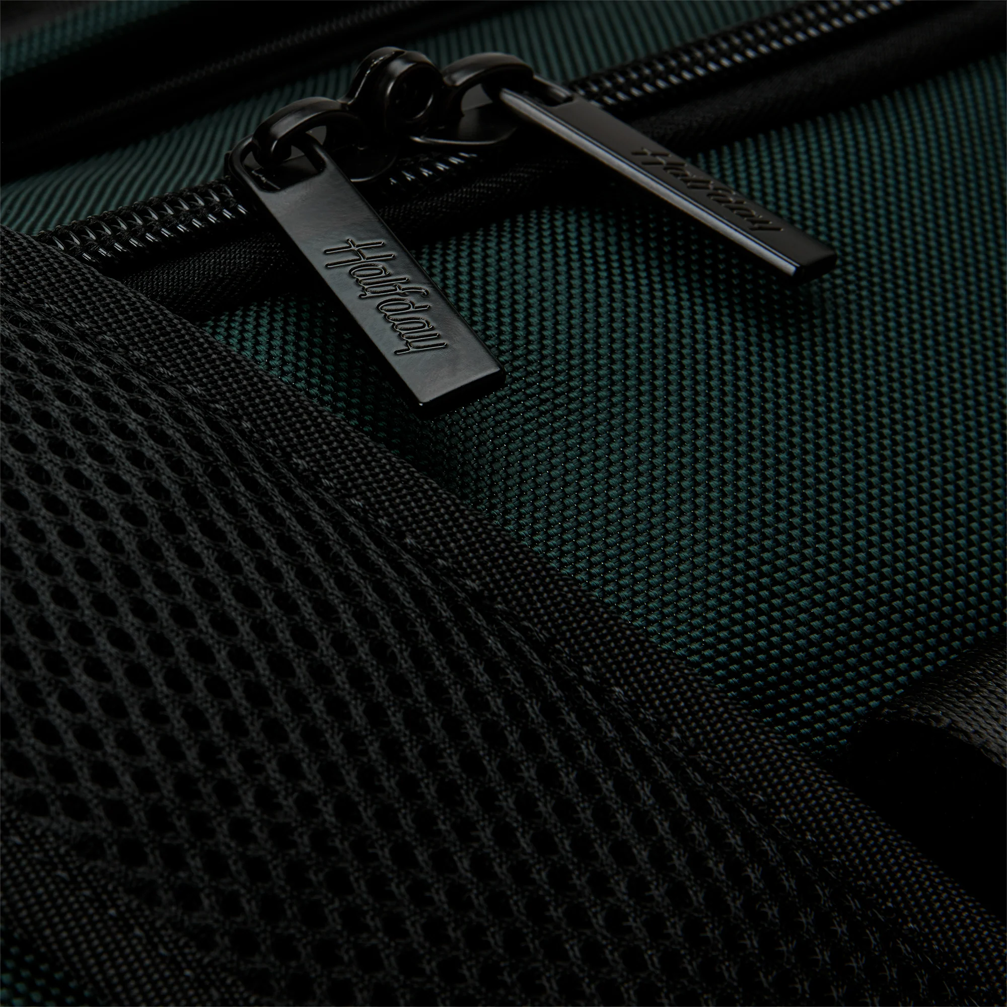 The Premium Garment Duffel 45L - Image 43