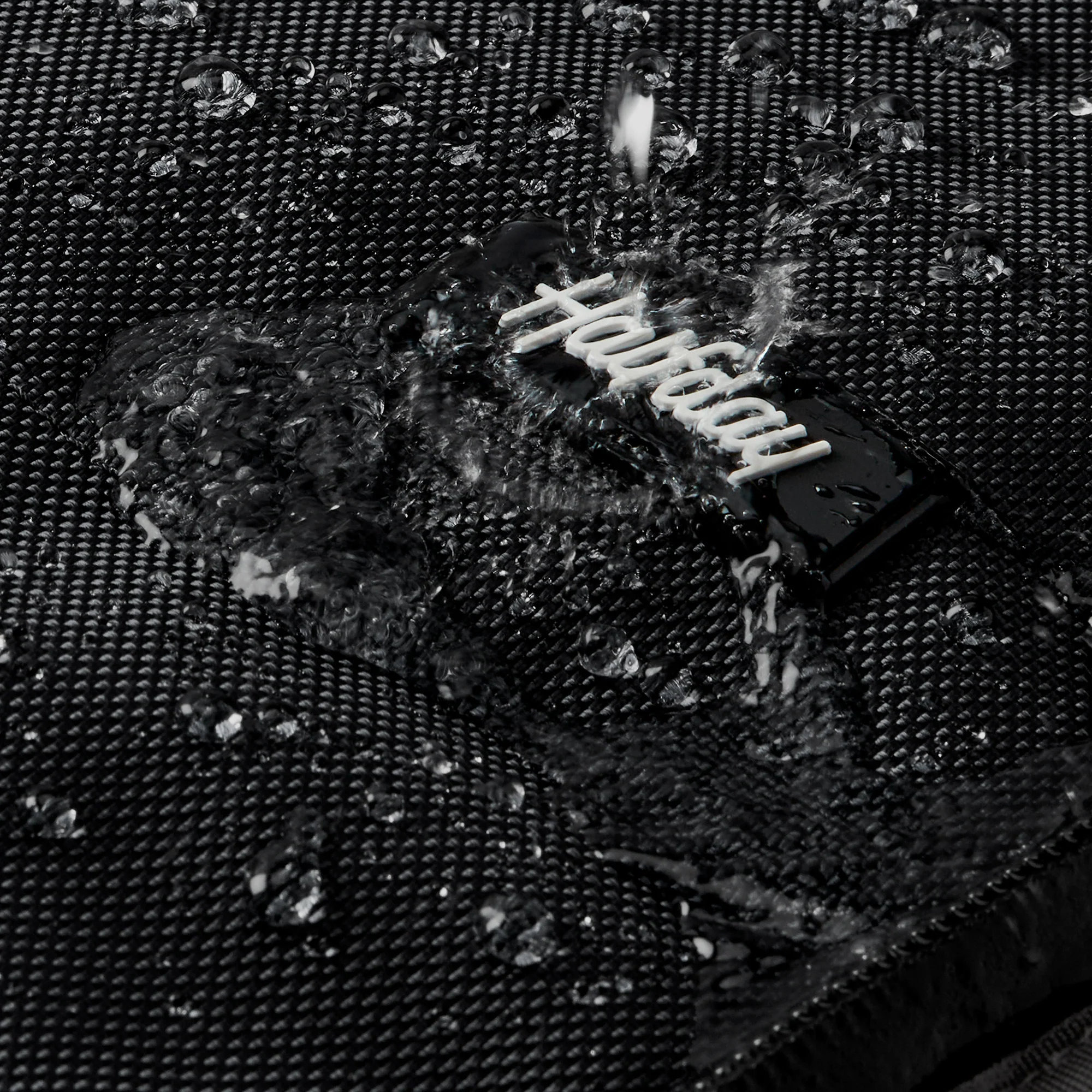 The Premium Garment Duffel 45L - Image 5