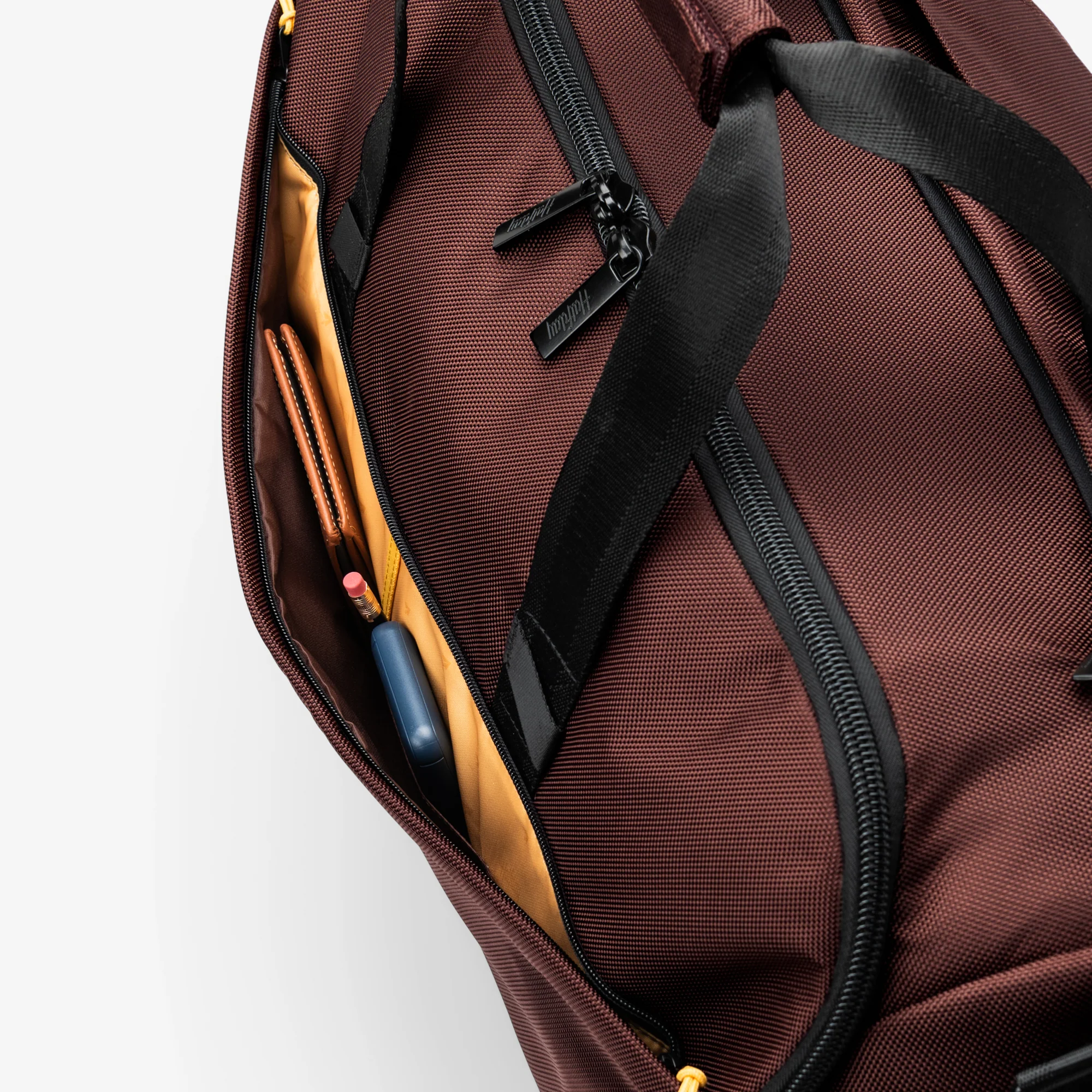The Premium Garment Duffel 45L - Image 64