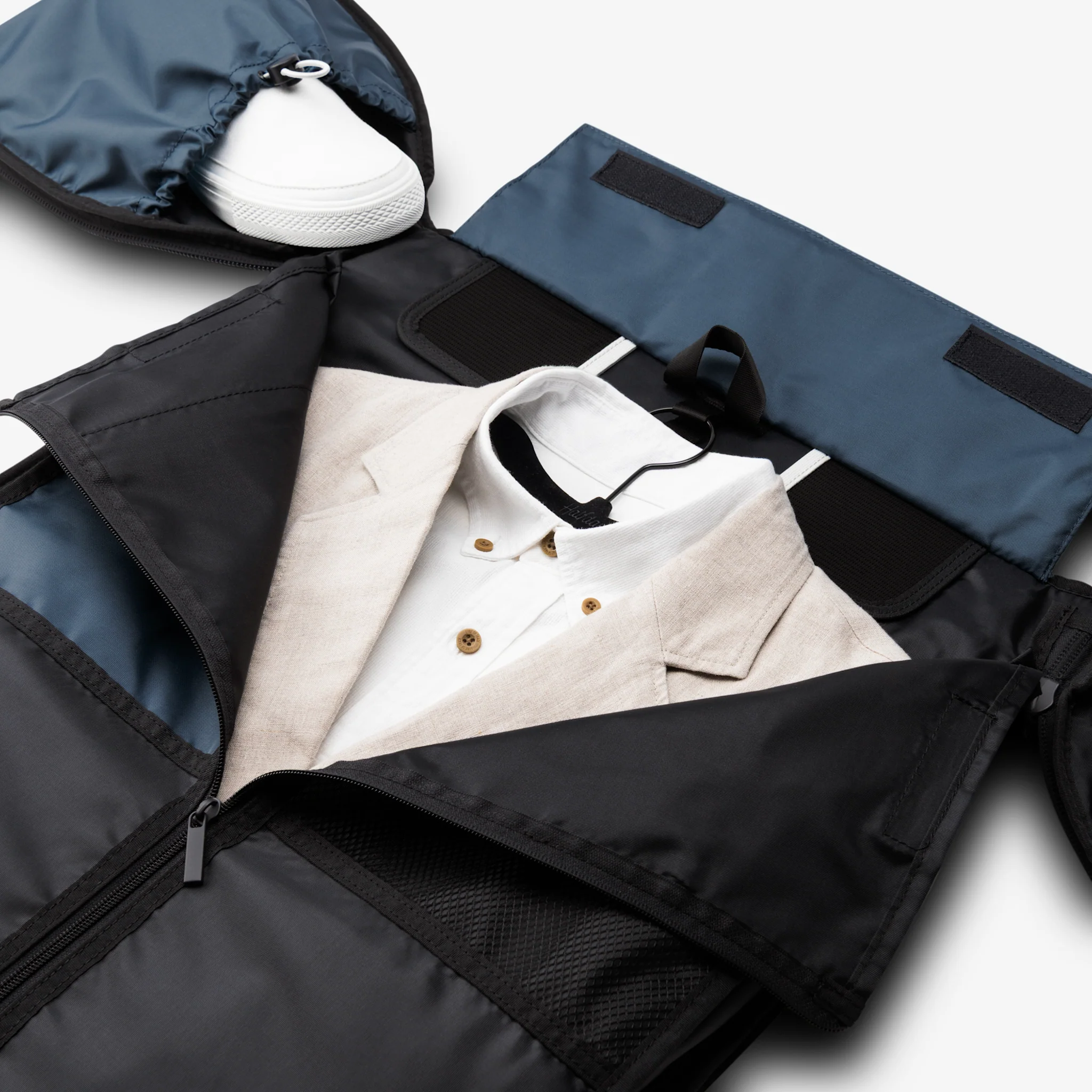 The Premium Garment Duffel 45L - Image 87