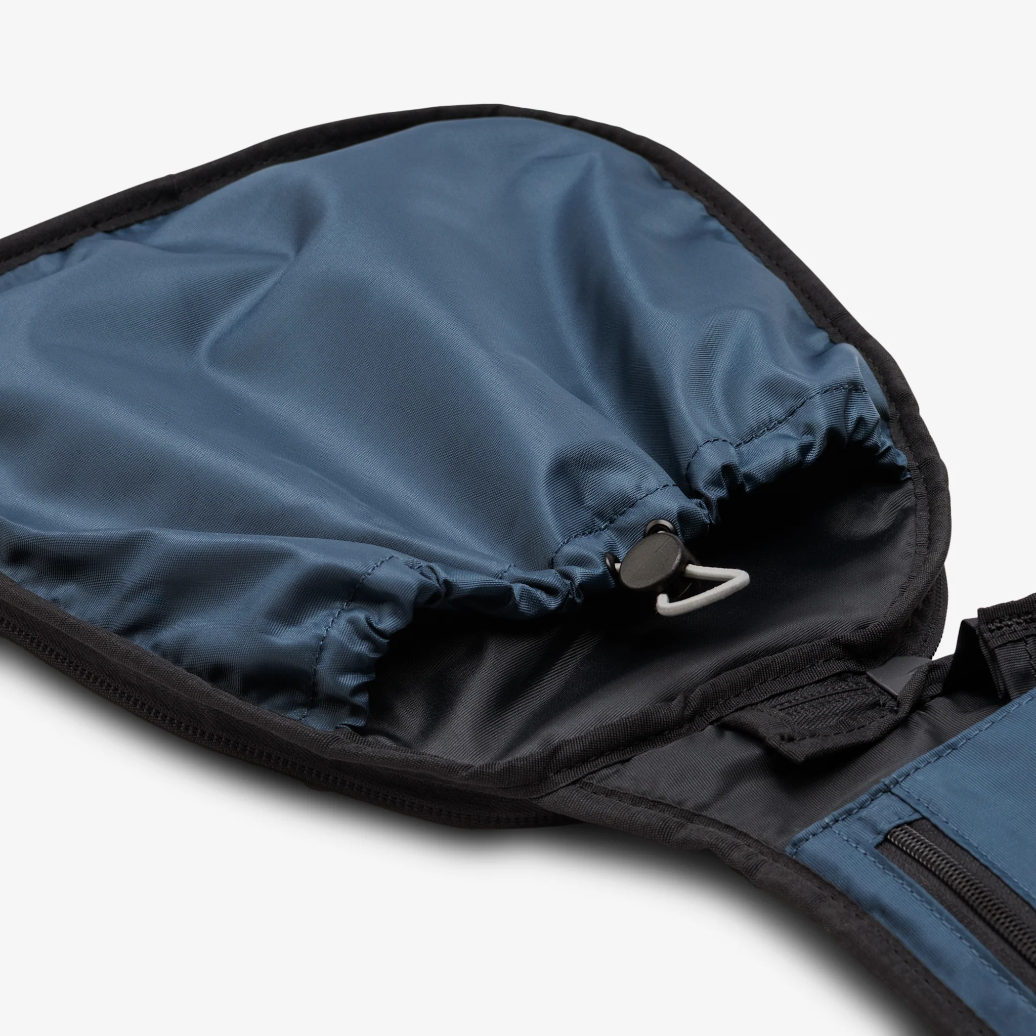 The Premium Garment Duffel 45L - Image 92