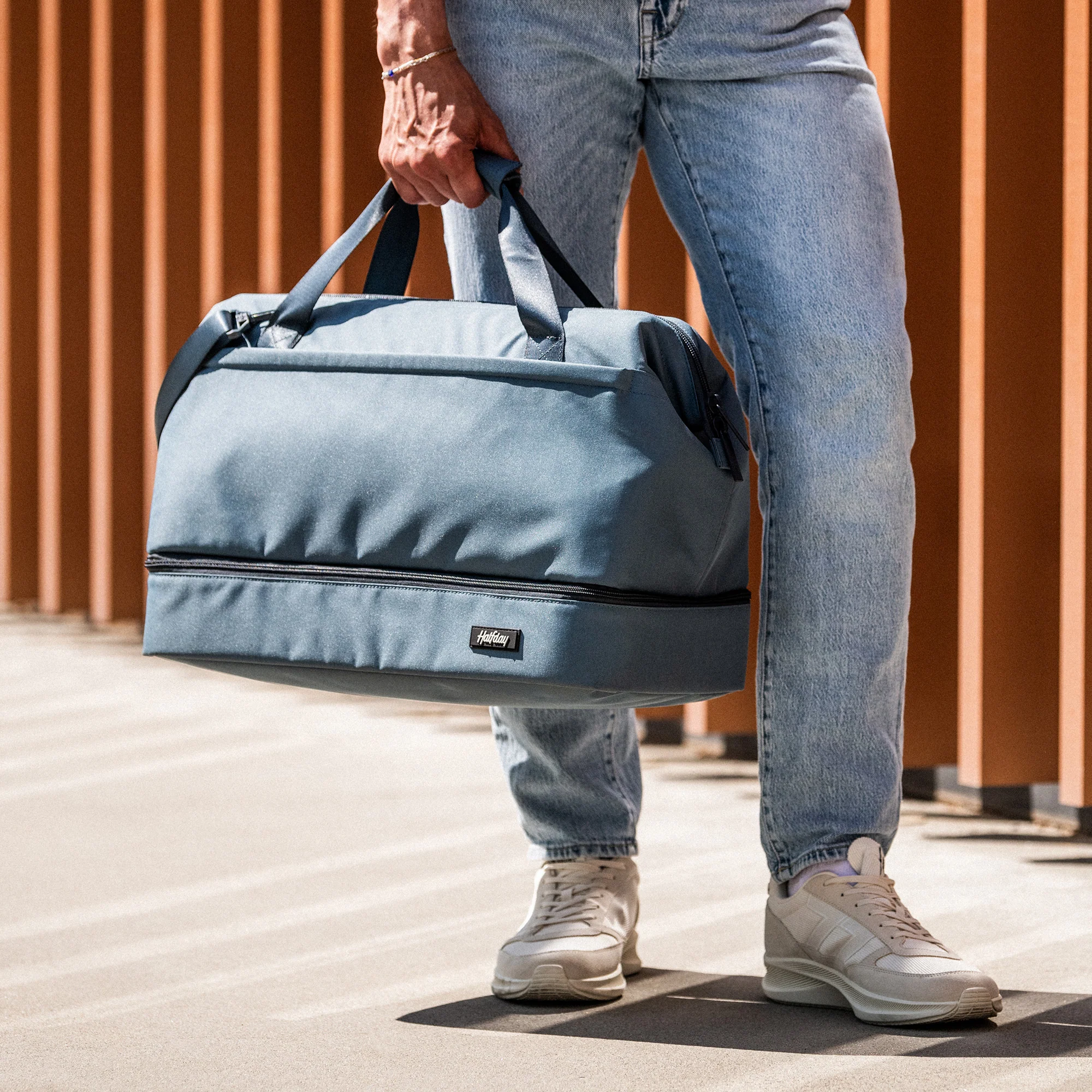 Double Decker Weekender 40L - Image 21