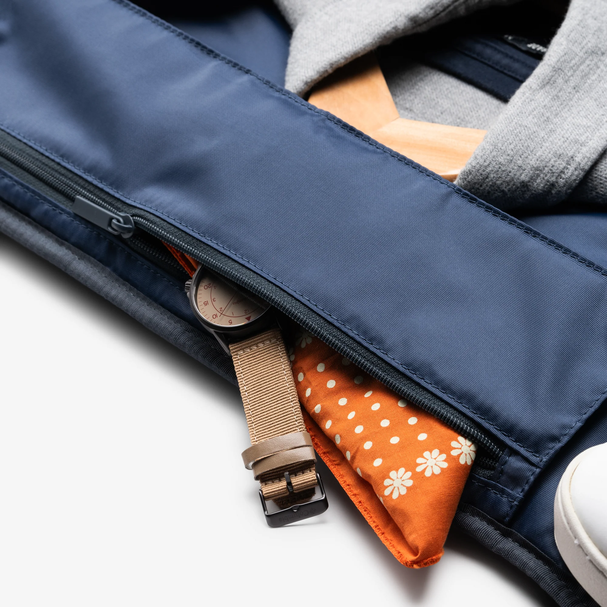 The Premium Garment Duffel 40L - Image 21