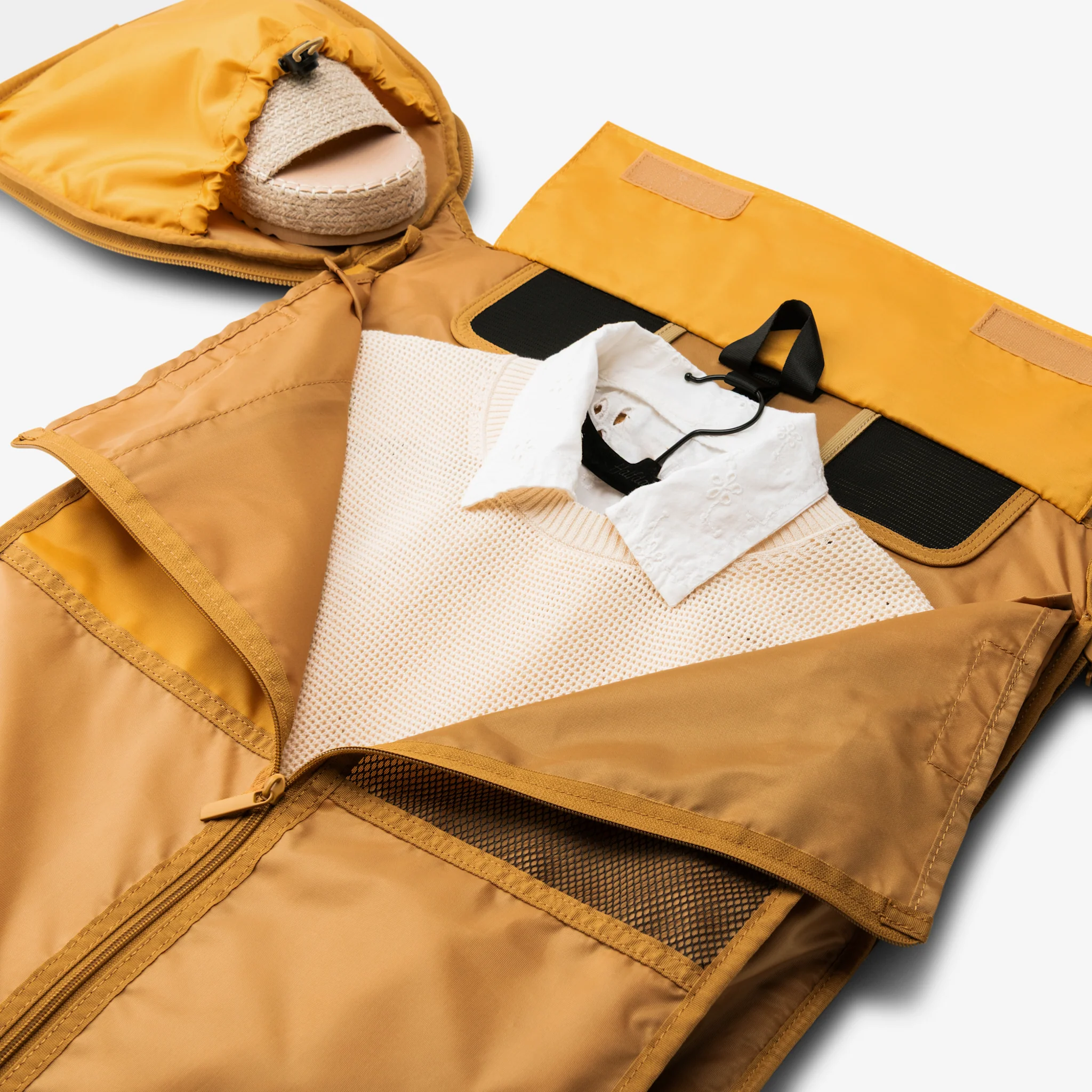 The Premium Garment Duffel 40L - Image 61