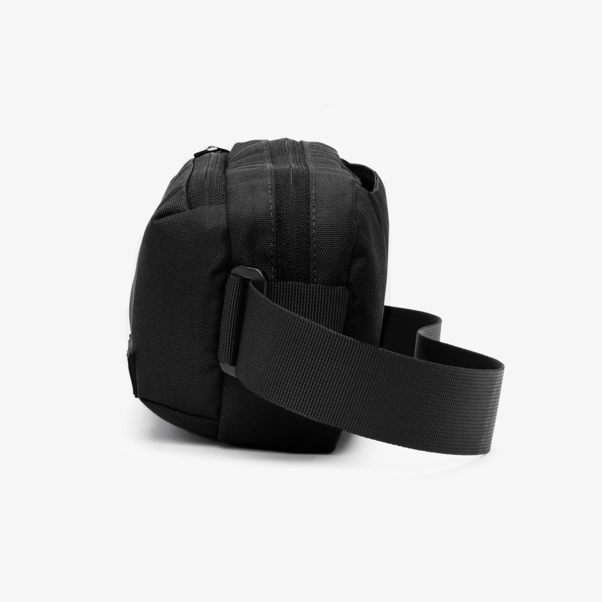 The Roamer Sling Bag - Image 12